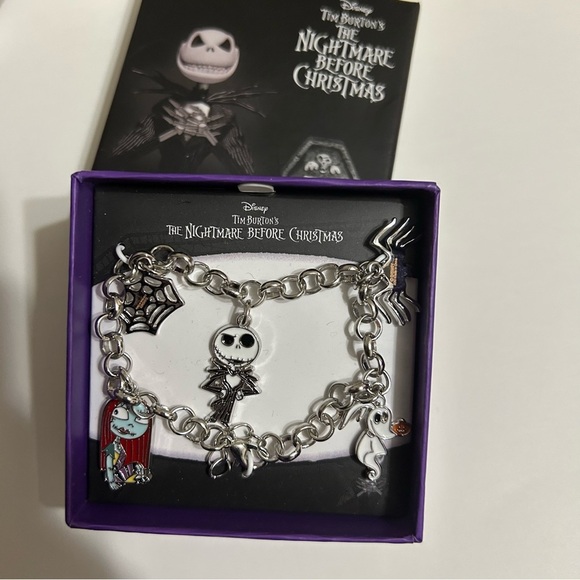 Disney Bracelet Nightmare before Christmas Fashion Metal Charm Bracelet 7" + 1" - Picture 1 of 7